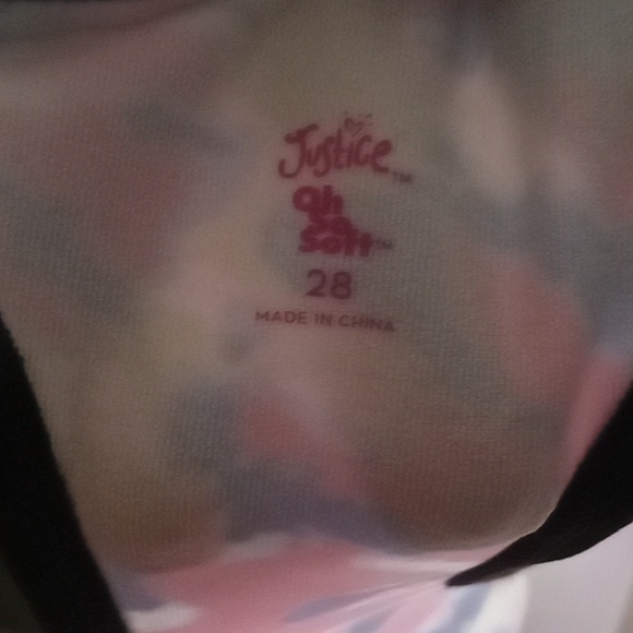 😍😍😍Justice sport girls sports bras😍😍 - Picture 4 of 6